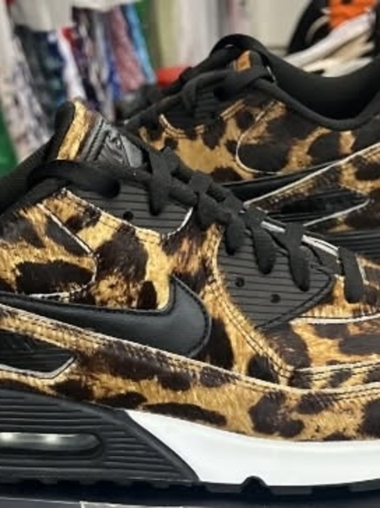 Nike Other - Nike Leopard Print Air Max Sneakers - Black & Gold
